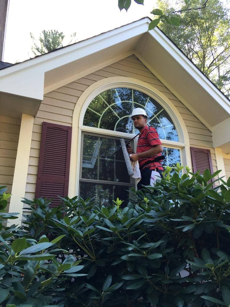 Professional house cleaning by Clarita's Cleaning